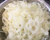 Foto del paso 2 de la receta: Cebollitas al vinagre