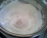 A picture of step 4 of Sugar Lemon Macarons With No Poser.