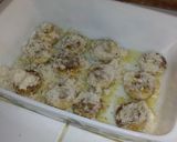 A picture of step 6 of Roasted Mushrooms with Garlic and Thyme.
