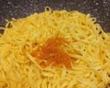 Foto del passaggio 3 della ricetta Tagliatelle stracciatella e bottarga