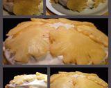A picture of step 7 of AMIES PINEAPPLE CAKE with COCONUT and BANANA.