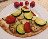 Foto del paso 9 de la receta: Pizza sin gluten o normal con queso y verduras