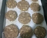 Foto del paso 6 de la receta: Galletitas saludables de maní, avena y coco, sin azúcar