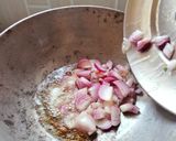 A picture of step 5 of Palak paneer.