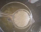 A picture of step 1 of Saffron Chenna Payesam.