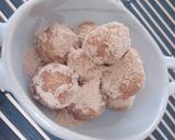 A picture of step 6 of Kinako-Packed Kinako Dumplings.