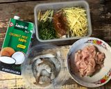 รูปขั้นตอนการทำที่ 1 ของ กุ้งไก่ผัดเผ็ดขิง