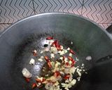 Foto langkah ke 2 dari resep Tumis udang buncis.
