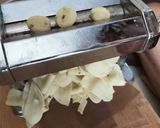 Foto langkah ke 6 dari resep Keripik Bawang Malaysia.