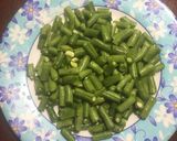 A picture of step 1 of Beans Bhaji.