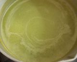 A picture of step 4 of Matar  mint soup green pea soup.