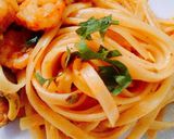 Foto langkah ke 8 dari resep Fetucini Dengan Ayam dan Udang.