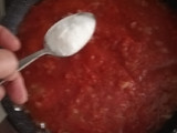 Empanada de atún con tomate