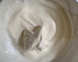 Pas rețetă Mousse de ciocolată cu căpșuni și sâmburi caramelizați 1 fotografie