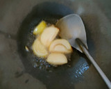 Foto langkah ke 4 dari resep Cumi Udang Saus Padang.