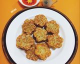 Hình bước làm 3 của món Khoai Tây Mè Chiên Giòn