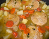 Foto del paso 7 de la receta: Medallones de merluza guisados con patatas