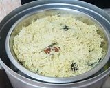 صورة لخطوة 4 من وصفة لحم وأرز على قدر البخار