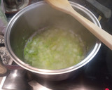 Foto del paso 2 de la receta: Crema de zanahoria con coles de Bruselas y panceta