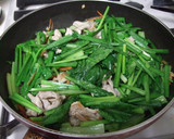 A picture of step 3 of Awesome Stir-Fried Noodles with Ginger, Garlic and Soy Sauce.