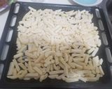 Foto del paso 1 de la receta: Salchipapas horneadas