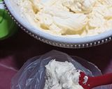 Foto langkah ke 3 dari resep Butter cream dari mentega kuning (lembut).