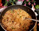 गार्लिक चिल्ली नूडल्स (garlic chilli noodles recipe in Hindi) रेसिपी चरण 4 फोटो