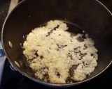 A picture of step 2 of Tuna Brocolli Pasta.