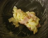 A picture of step 10 of Clam Chowder-Like Cream Pasta.
