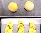 A picture of step 7 of Kabocha Squash Bread.