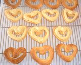 A picture of step 9 of Strawberry Heart Creme Puffs.