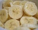 A picture of step 2 of Strawberry and Banana Yogurt Pomme Pomme.