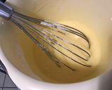 Une image de l'étape 3 de Flan pâtissier à la compote de prunes et pêches.