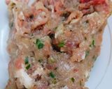 Hình bước làm 1 của món Bí ngòi cuộn thịt sauce nước tương