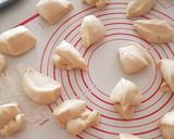 A picture of step 4 of Spanish Bread.