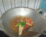 Foto langkah ke 5 dari resep Ayam Suwir Kemangi Telor Puyuh.
