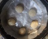 Foto del paso 4 de la receta: Pancitos de queso y cebolla