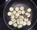 Foto del paso 2 de la receta: Heura con calabacín