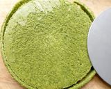 A picture of step 13 of Green Tea and White Chocolate Mousse Cake.