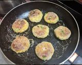 पंजाबी स्टाइल आलू टिक्की (Punjabi Style Aloo Tikki Recipe In Marathi) रेसिपी स्टेप 3 फोटो 