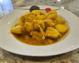 Foto del paso 5 de la receta: Guiso de patatas y merluza en amarillo