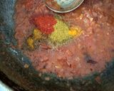 A picture of step 4 of Dhaba style mushroom paneer.