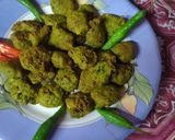 हरे चने के पकौड़े (Hare chane ke pakode recipe in Hindi) रेसिपी चरण 8 फोटो