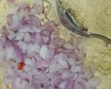 A picture of step 2 of Vegetable chilla.