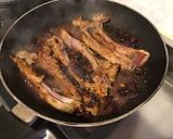 Une image de l'étape 6 de Côtes de chevreau façon travers au chorizo.