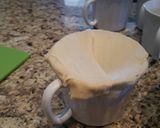 A picture of step 4 of Croissant topper chicken pot pie.