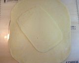 A picture of step 4 of Vanilla Milk Rolls Using a Creamy Insert Sheet.