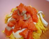 A picture of step 2 of Salmon with Creamy Egg and Mayonnaise.