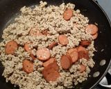 A picture of step 4 of Sausage and Turkey Tri-Coloured Pasta.
