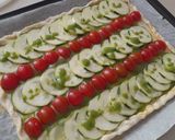 Foto del paso 4 de la receta: Hojaldre con pesto y calabacín